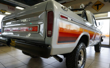 Ford-F-150-1976-18