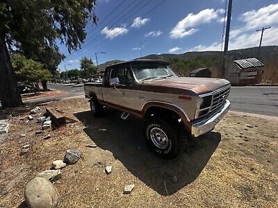 Ford F-150  1983