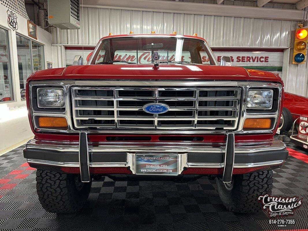 Ford-F-150-1985-7