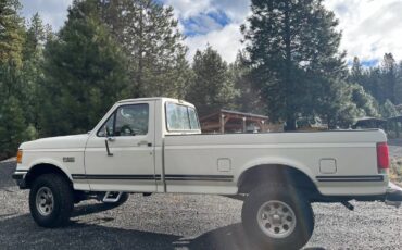 Ford-F-150-1990