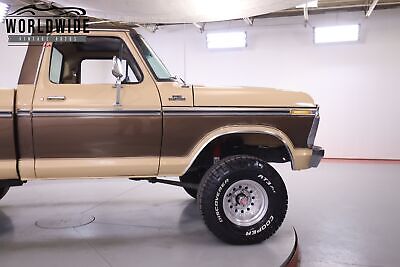 Ford-F-150-CUSTOM-1977-7