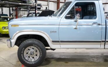 Ford-F-150-Pickup-1983-2