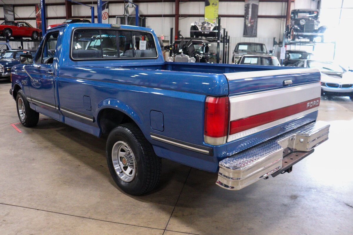 Ford-F-150-Pickup-1990-4