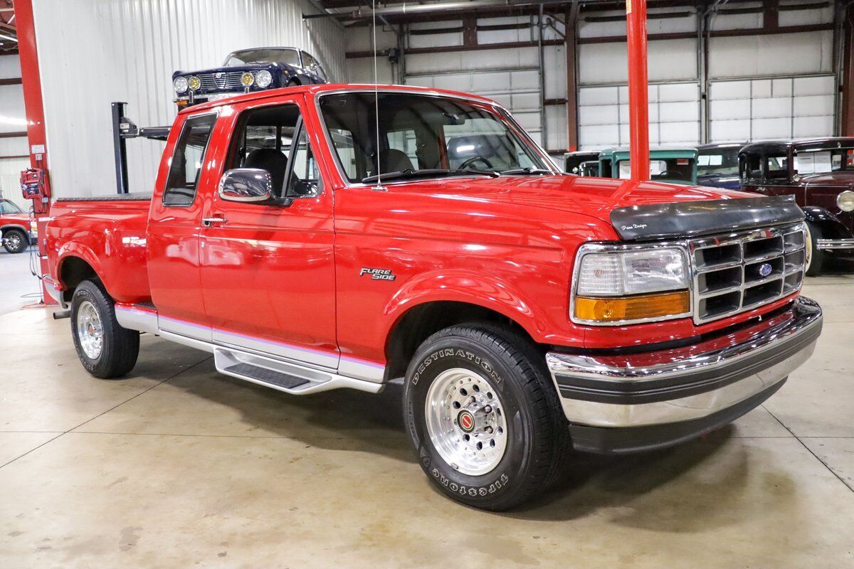 Ford-F-150-Pickup-1992-11