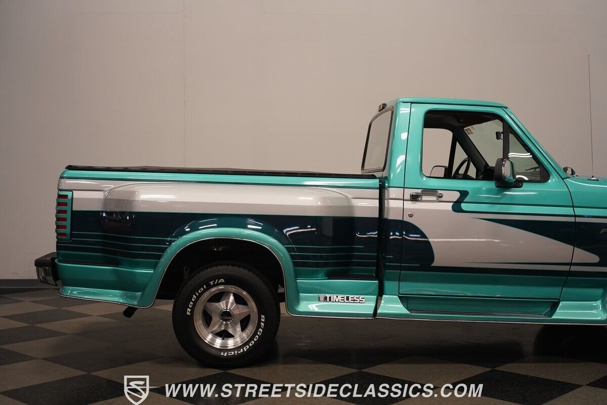 Ford-F-150-Pickup-1994-32