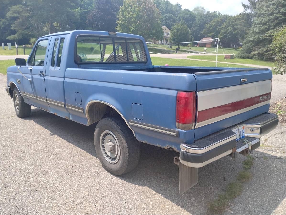 Ford-F-150-lariat-1989-2