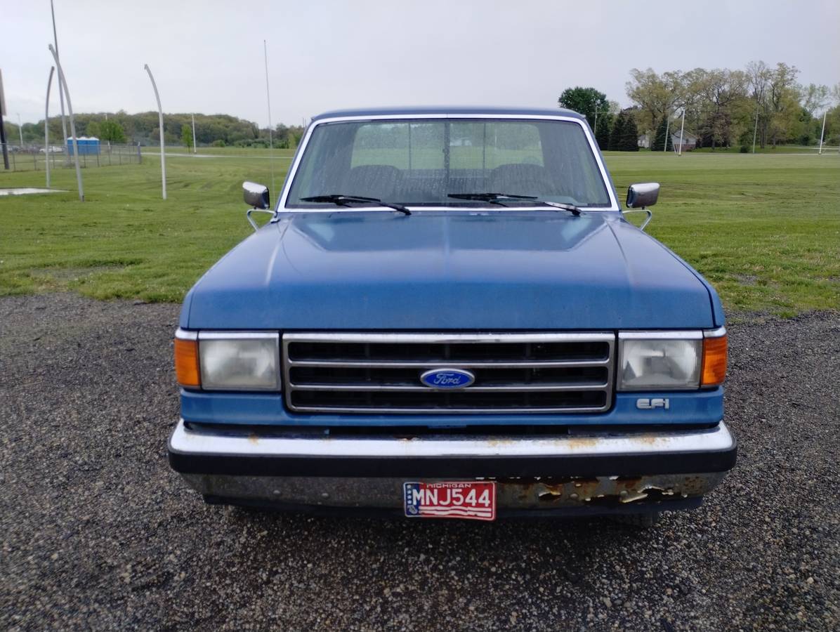 Ford-F-150-lariat-1989-9