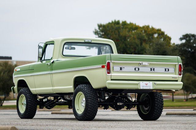 Ford-F-250-1972-12