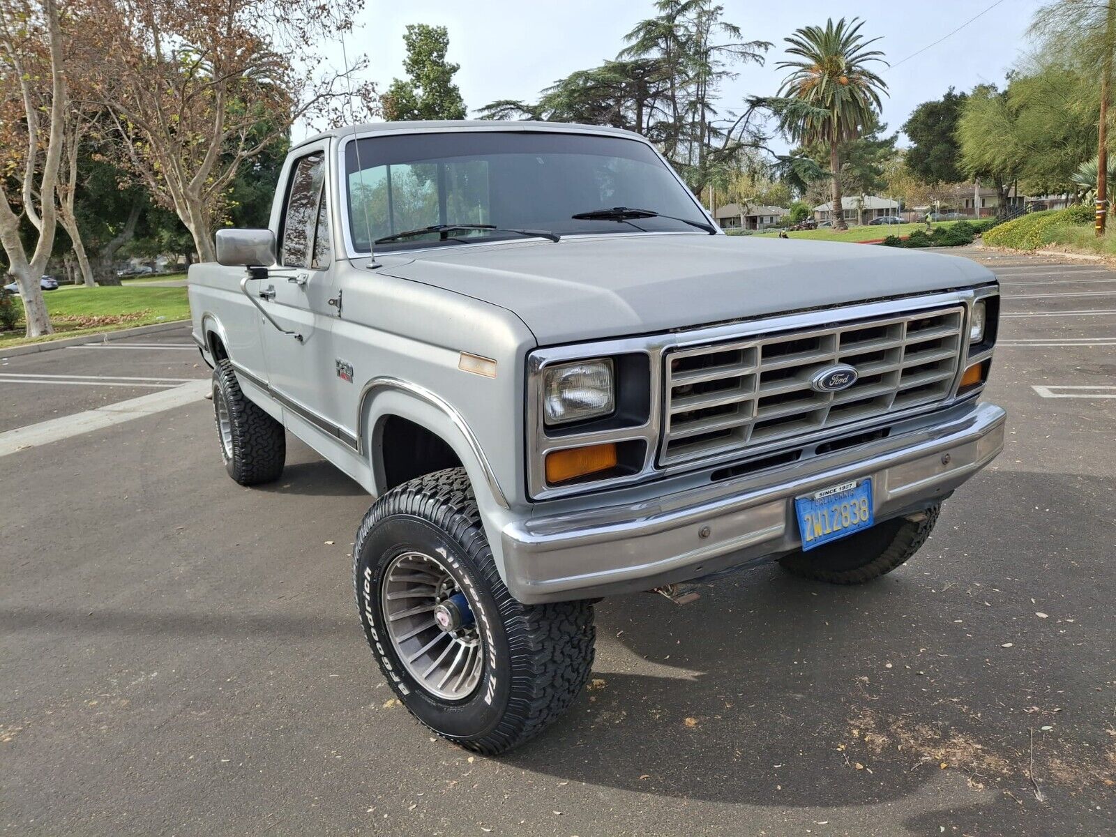 Ford-F-250-1986-1