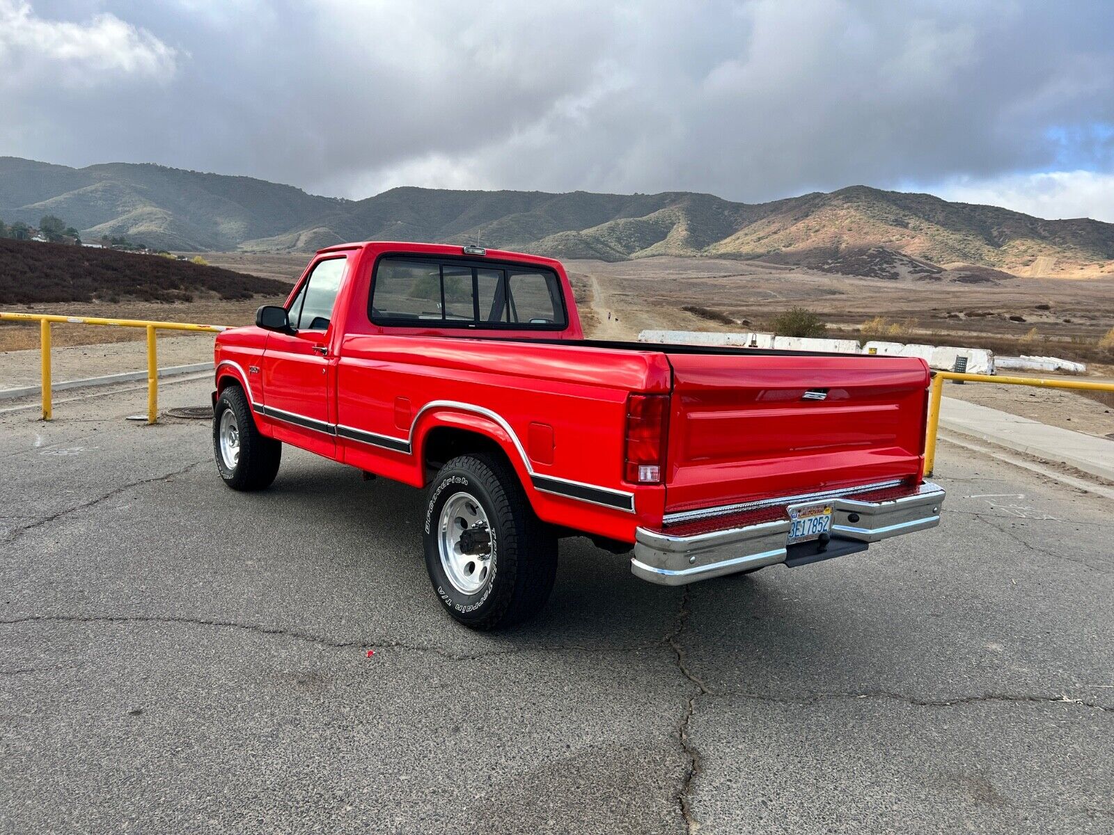 Ford-F-250-1986-9