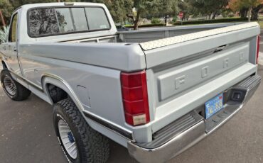 Ford-F-250-1986-9