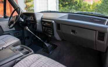 Ford-F-250-1991-30