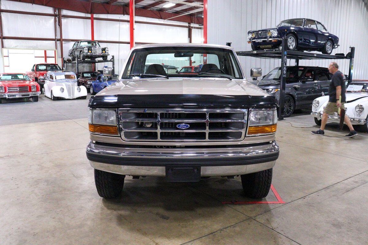 Ford-F-250-Pickup-1992-11