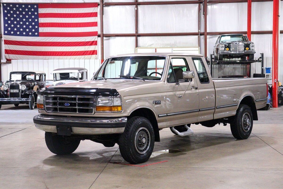 Ford F-250 Pickup 1992 à vendre