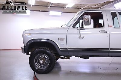 Ford-F-250-Super-Cab-XLT-Lariat-1985-6