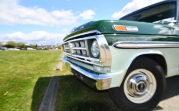 Ford-F-250-camper-special-1971-1