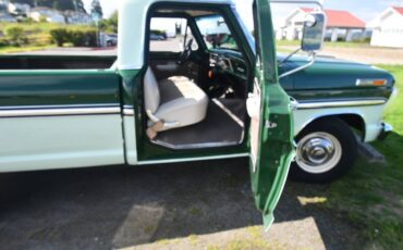 Ford-F-250-camper-special-1971-9