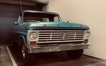 Ford-F-250-custom-cab-1967