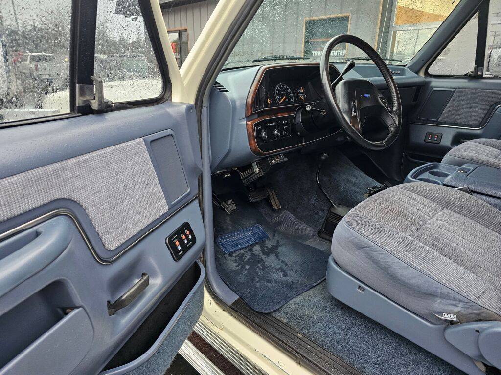 Ford-F-250-lariat-1990-10