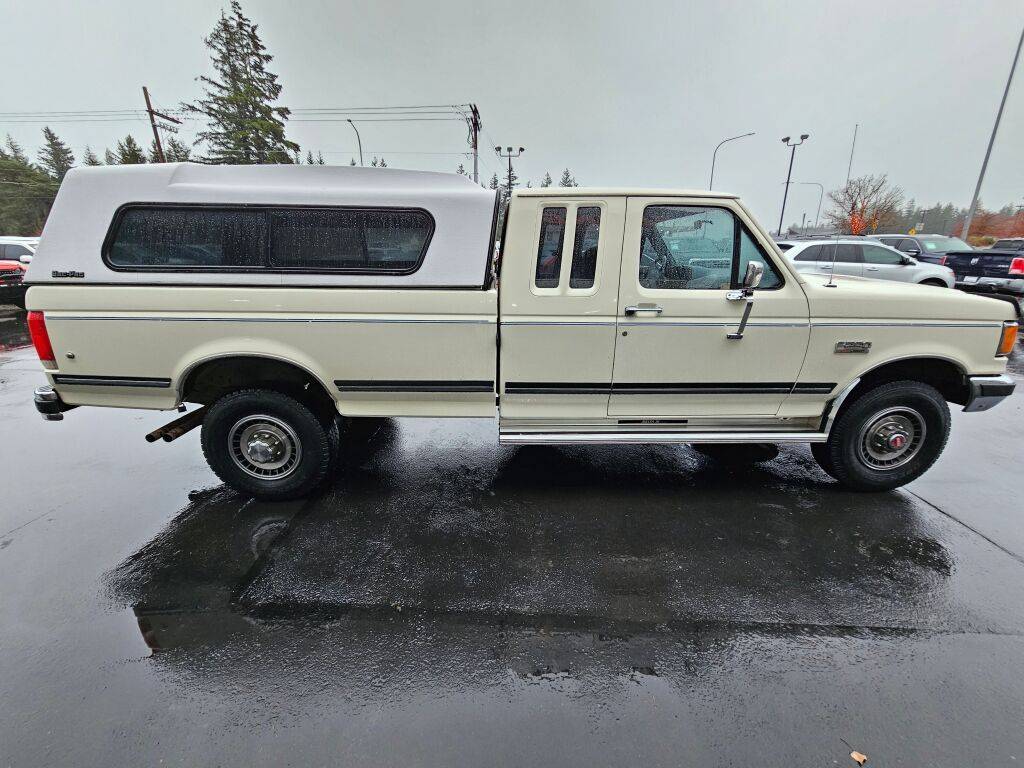 Ford-F-250-lariat-1990-4