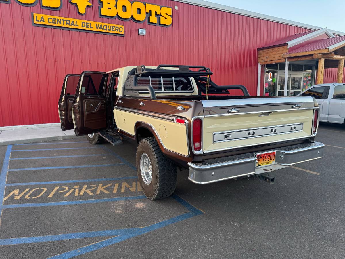 Ford-F-350-crew-cab-1978-3