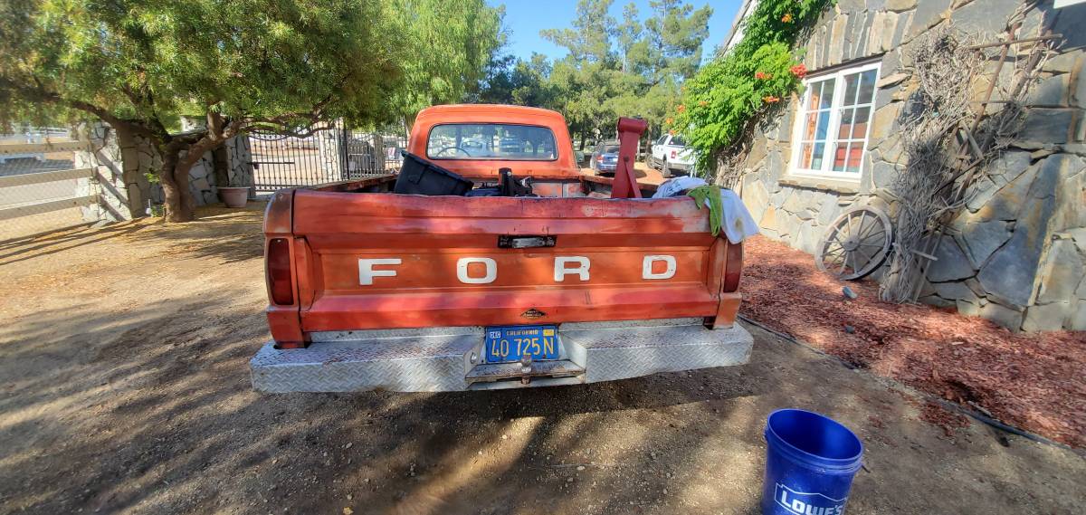 Ford-F100-1965-3