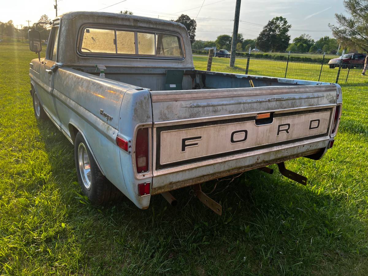 Ford-F100-ranger-1971-4