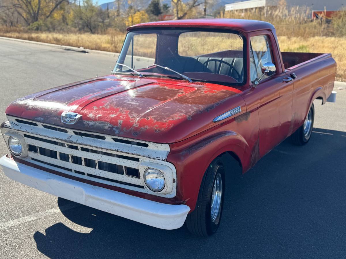 Ford-F100-unibody-1961-18