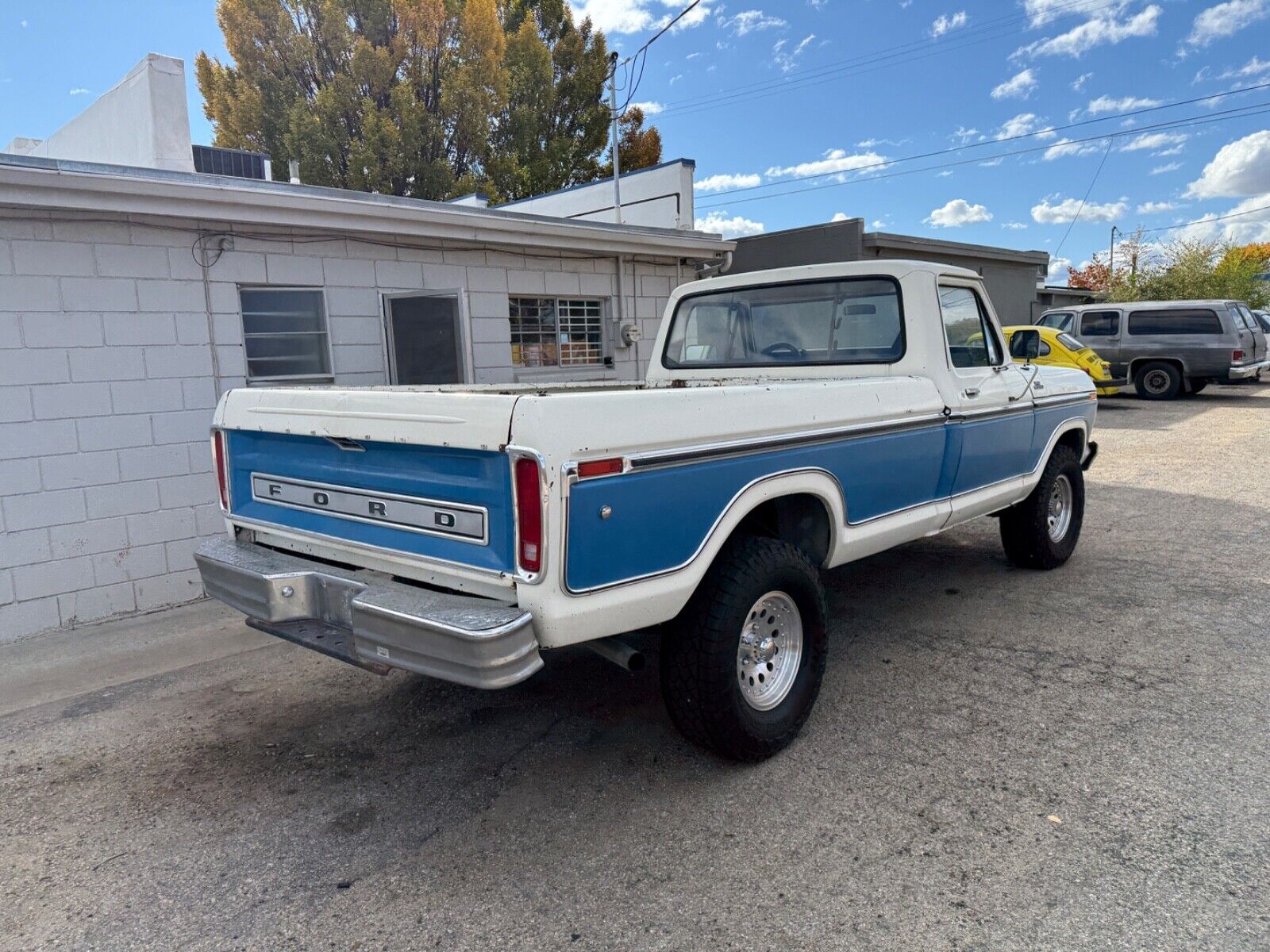 Ford-F150-Pickup-1978-3