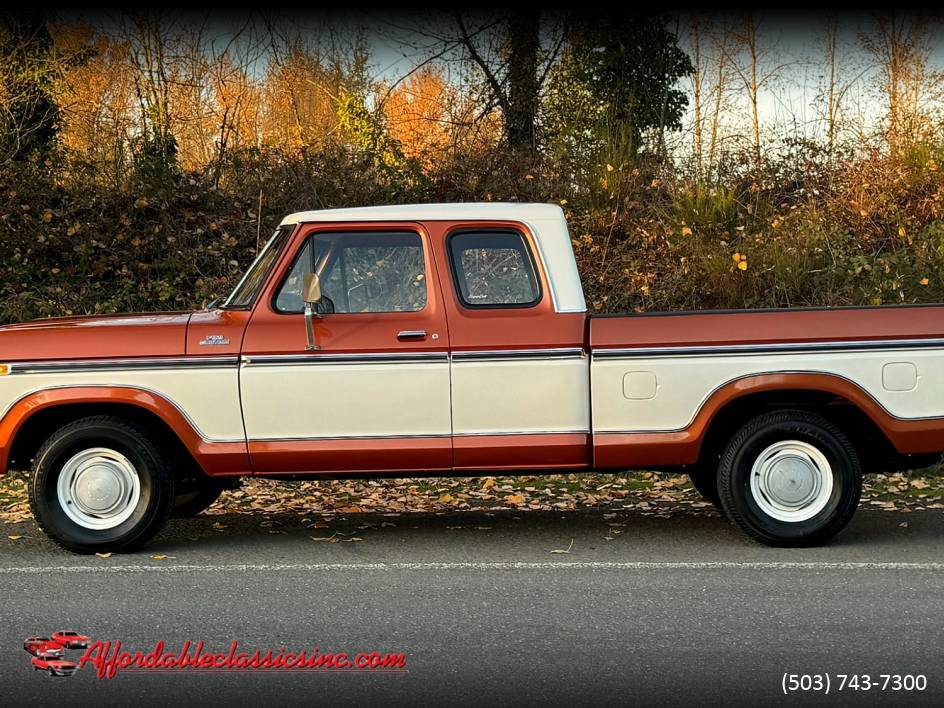 Ford-F150-super-cab-1977-1