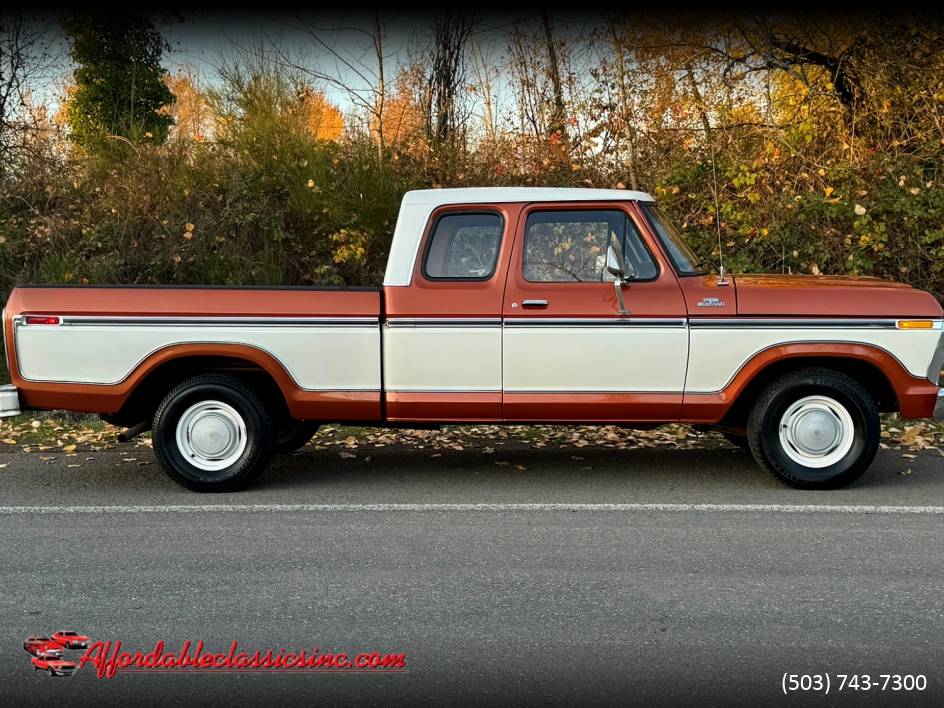 Ford-F150-super-cab-1977-9