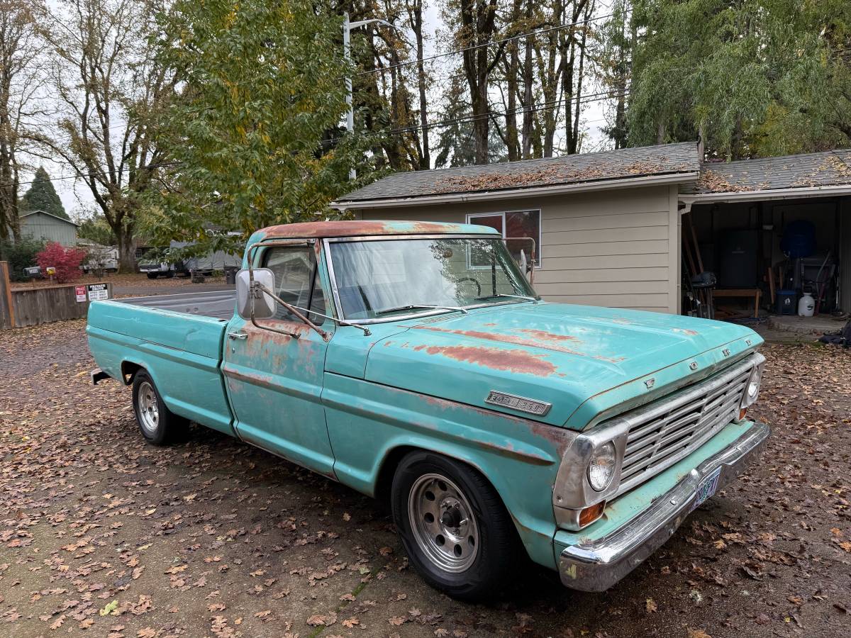 Ford-F250-1967-1