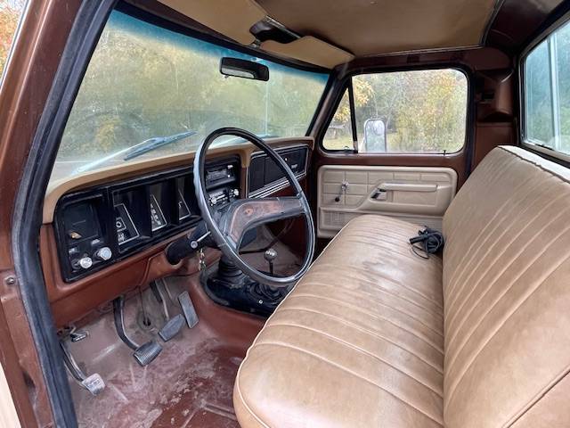 Ford-F250-1976-8