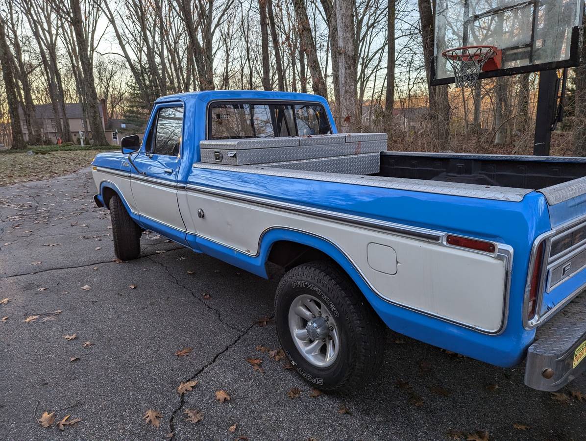 Ford-F250-1977-2