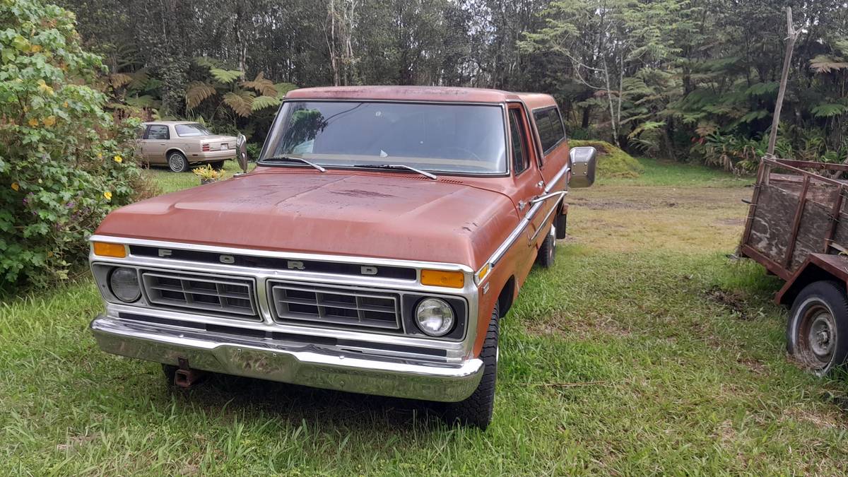 Ford-F250-camper-special-1977-1