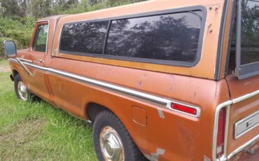 Ford-F250-camper-special-1977