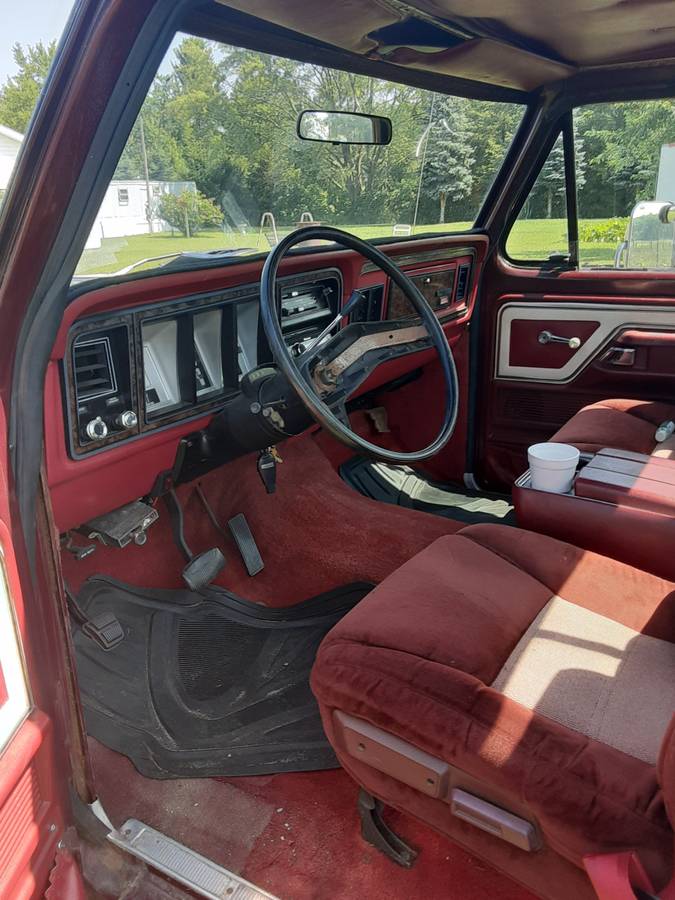 Ford-F250-camper-special-1979-4