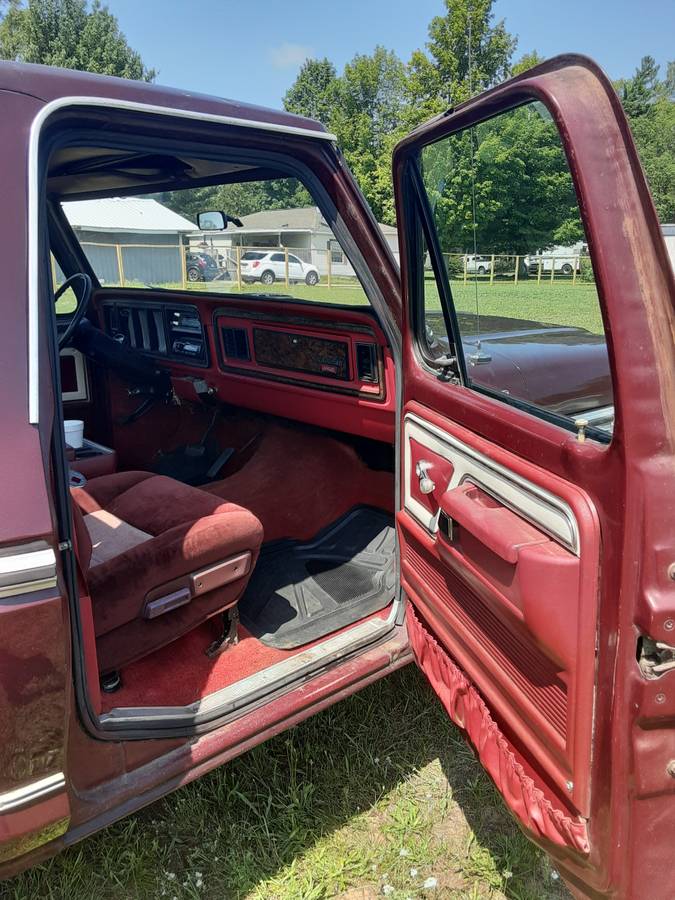 Ford-F250-camper-special-1979-6