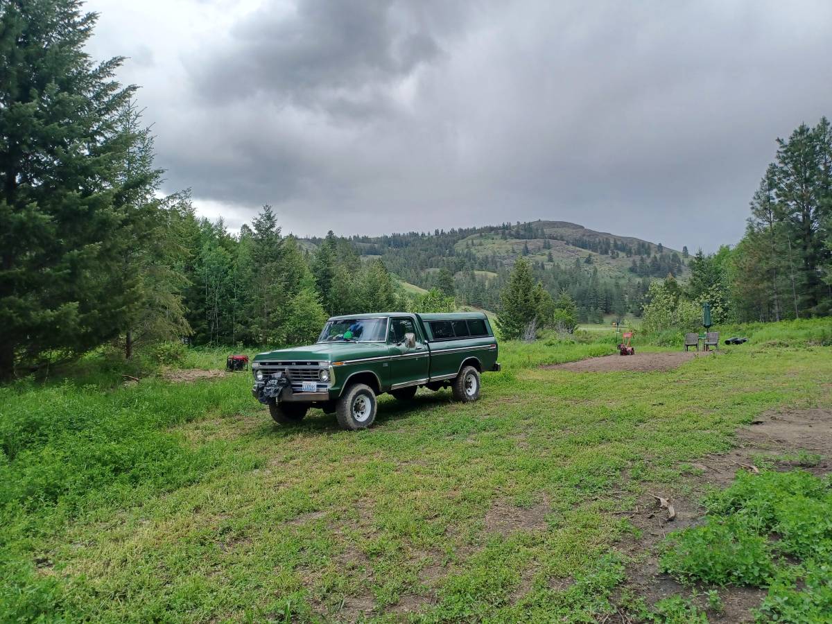 Ford-F250-xlt-1974