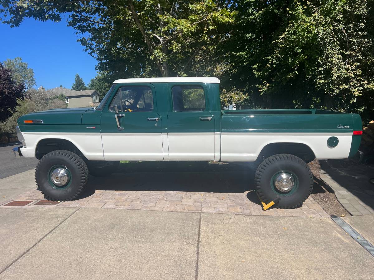 Ford-F26-crew-cab-4x4-diesel-1969-1