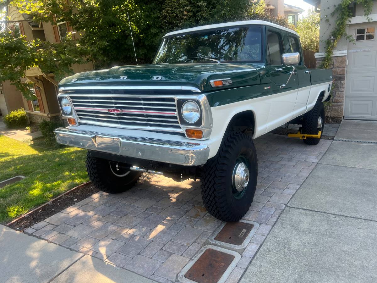 Ford-F26-crew-cab-4x4-diesel-1969-6