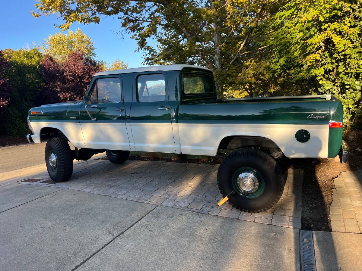 Ford-F26-crew-cab-4x4-diesel-1969-8