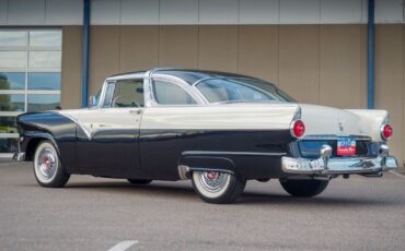 Ford-Fairlane-1955-1