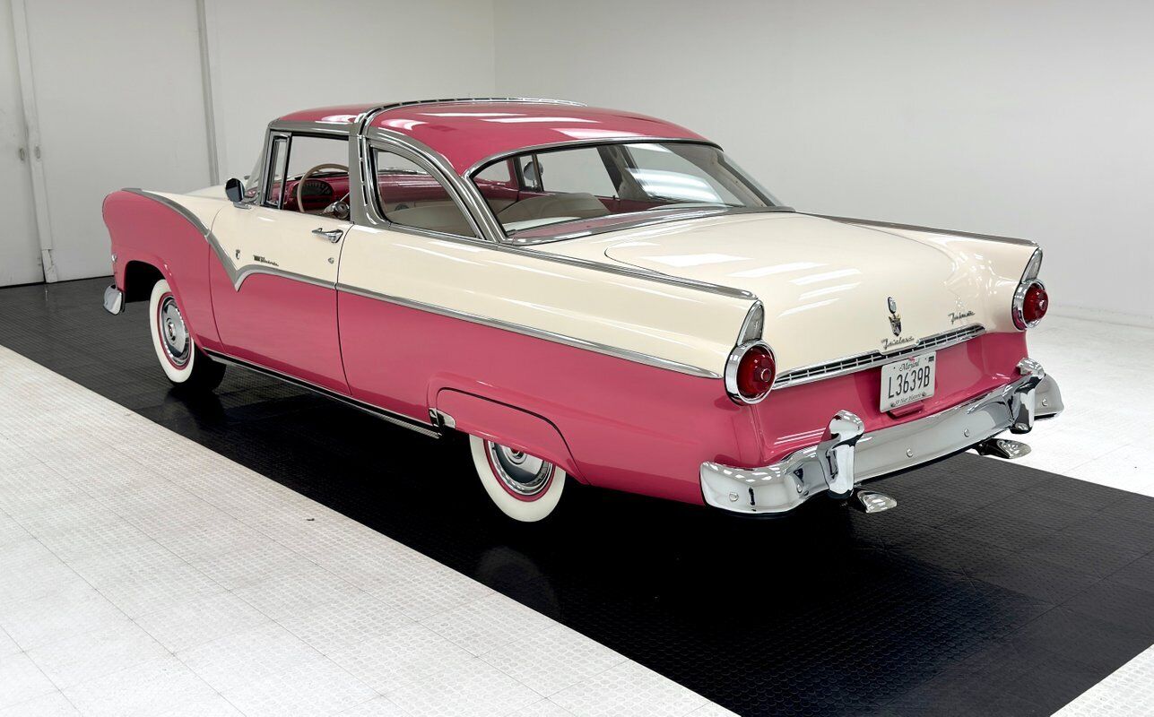 Ford-Fairlane-1955-2