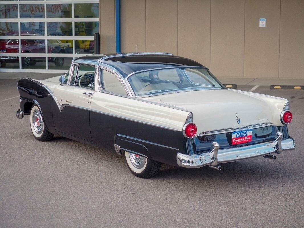 Ford-Fairlane-1955-6