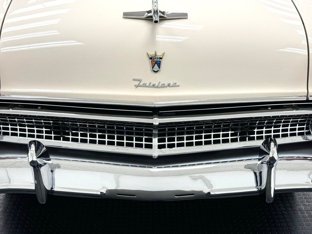 Ford-Fairlane-1955-8