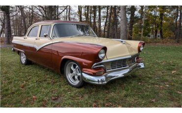 Ford Fairlane  1956