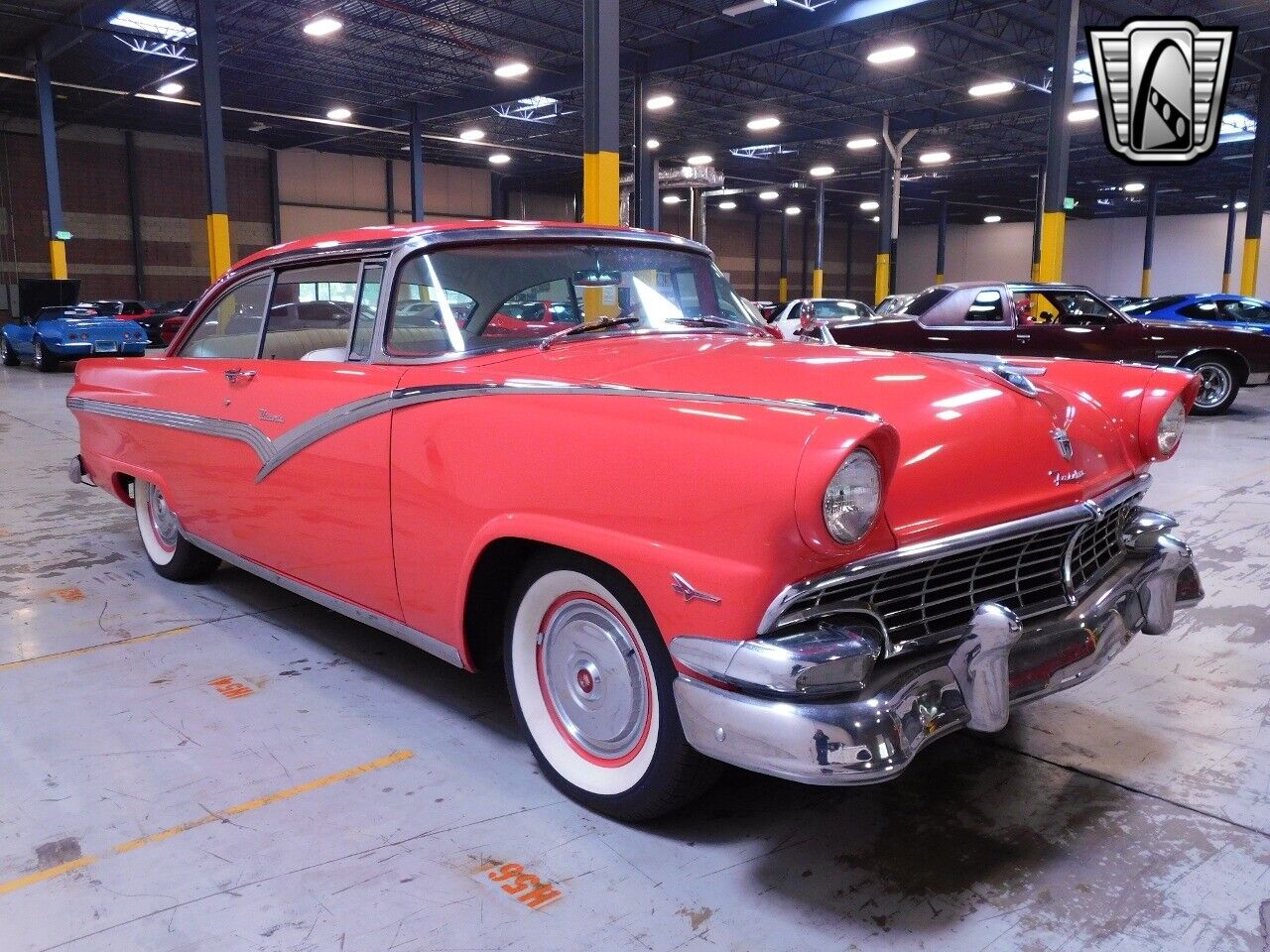 Ford-Fairlane-1956-6