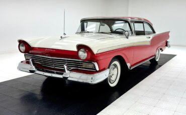 Ford Fairlane  1957