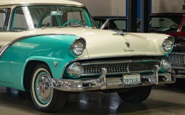 Ford-Fairlane-Berline-1955-11